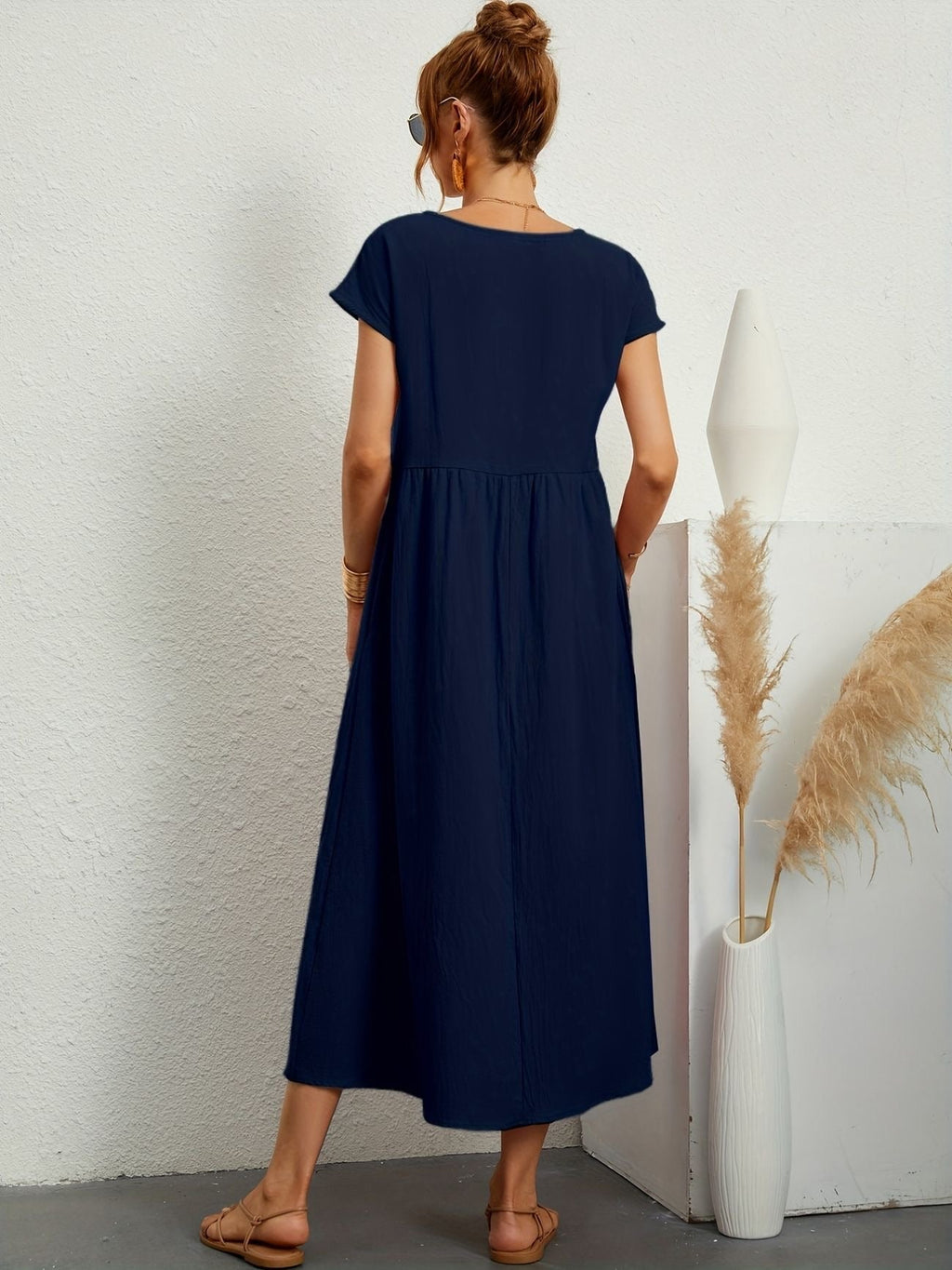 GRETA | Vestido de Lino para Mujer con Corte Relajado y Escote en V | Elegante y Fresco para Ocasiones Especiales 2