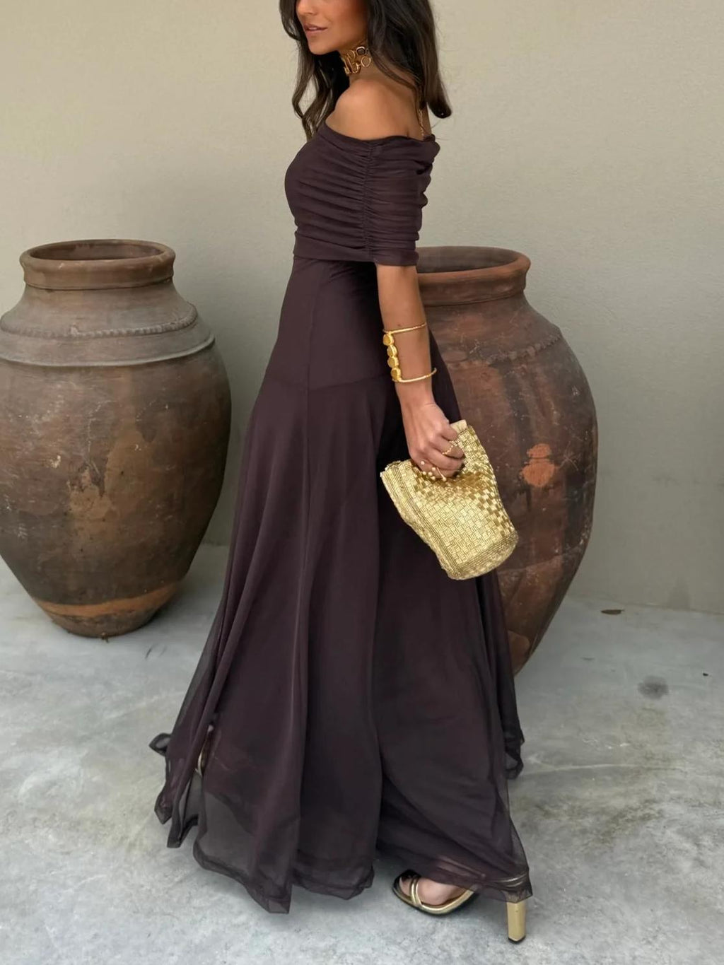Sofía | Vestido Largo de Gasa Elegante para Mujer con Hombros Descubiertos 1