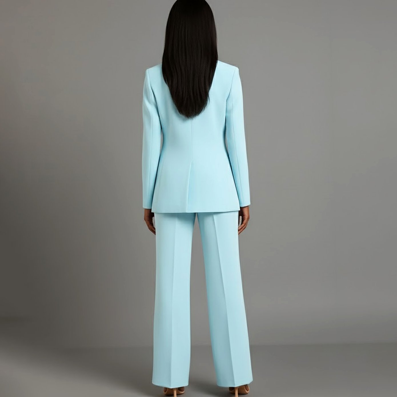 Traje de chaqueta y pantalón ideal para eventos formales