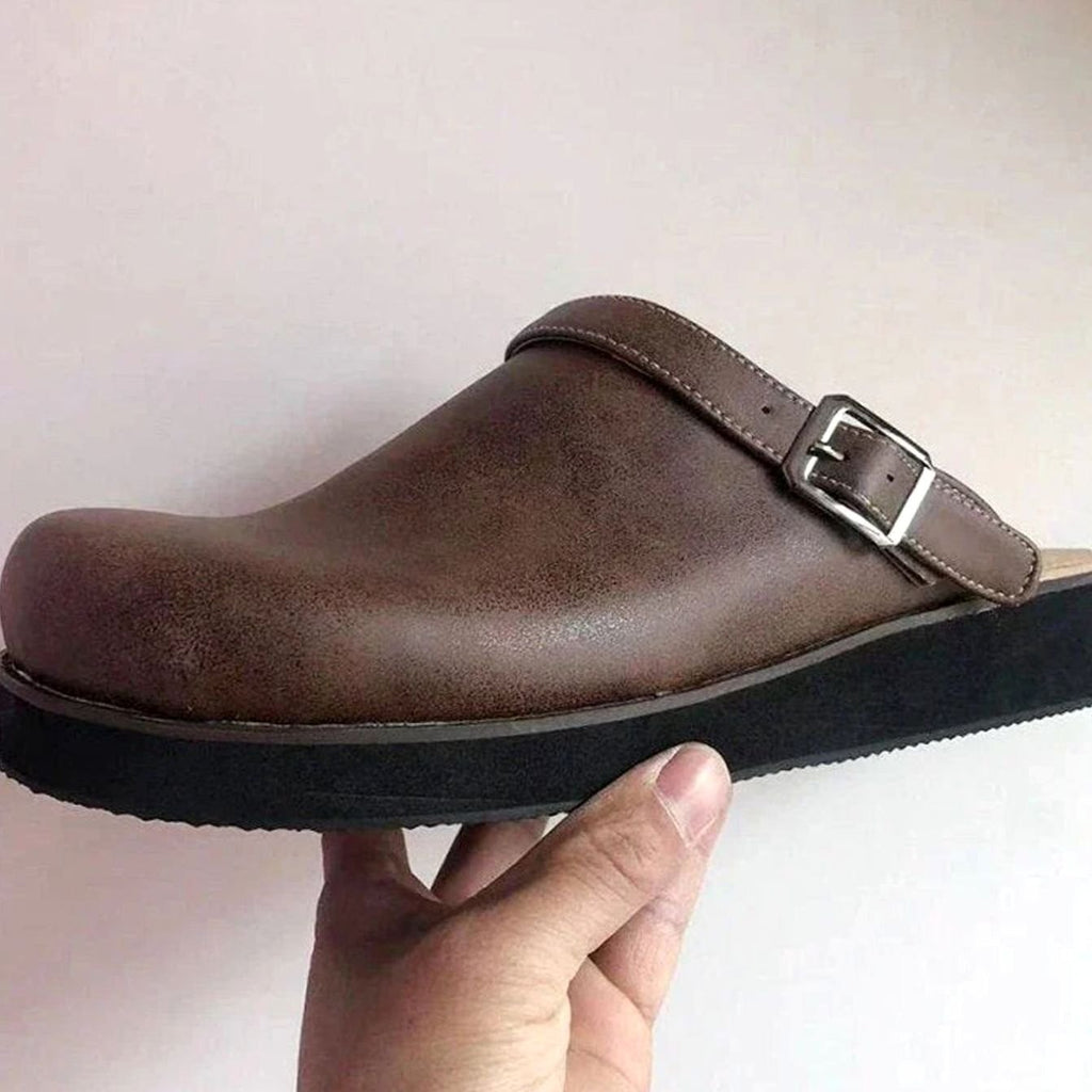 Zuecos ortopédicos negros de piel para hombre