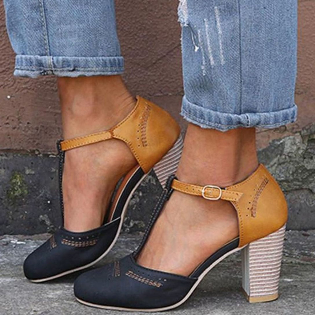 Zapatos de tacón ancho con diseño bicolor listos para usar en la oficina